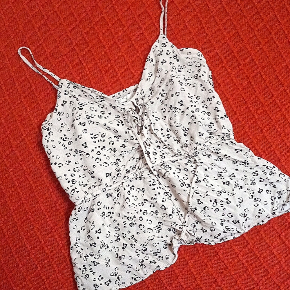 NWOT Maurice's Cream Leopard Print Top, Medium